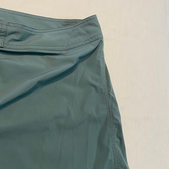 Eastern Mountain Sports Boardshorts - Picture 4 of 14